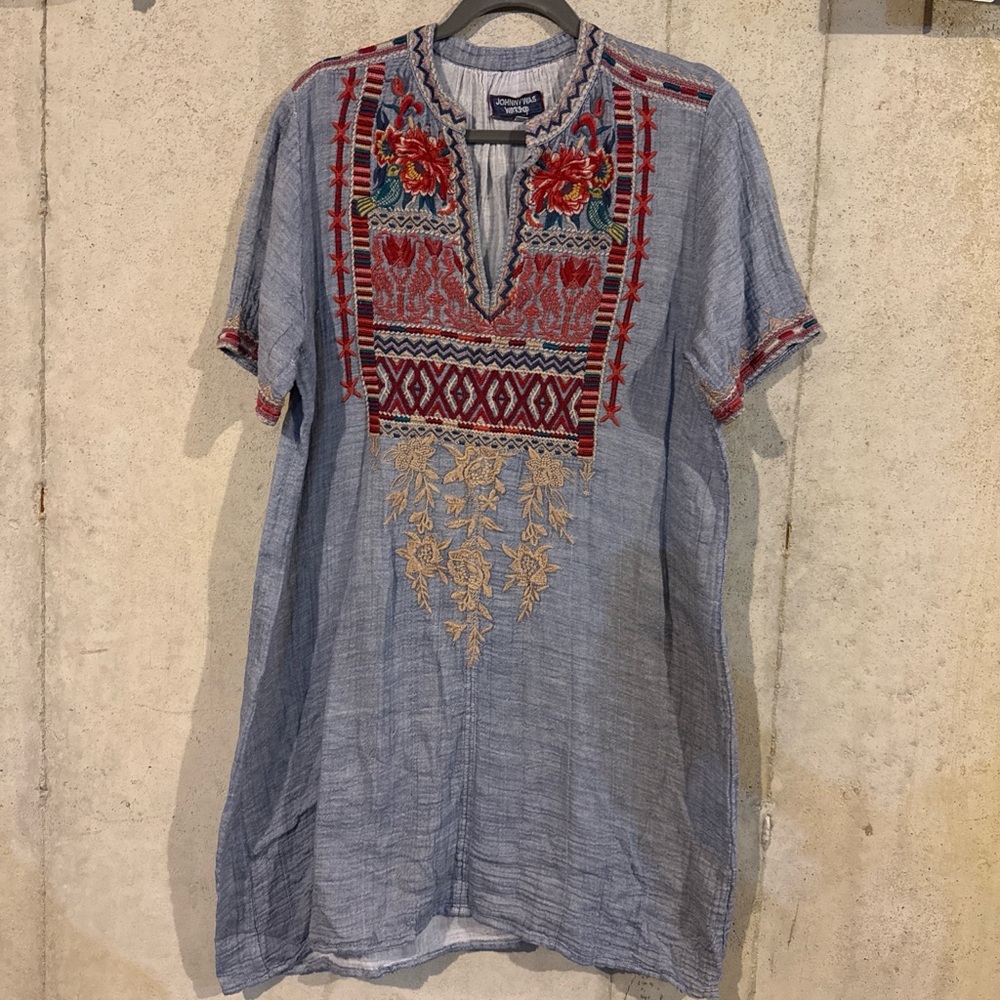 Johnny Was Cotton Blue and Red Embroidered Top